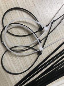 dây thít nhựa đen 